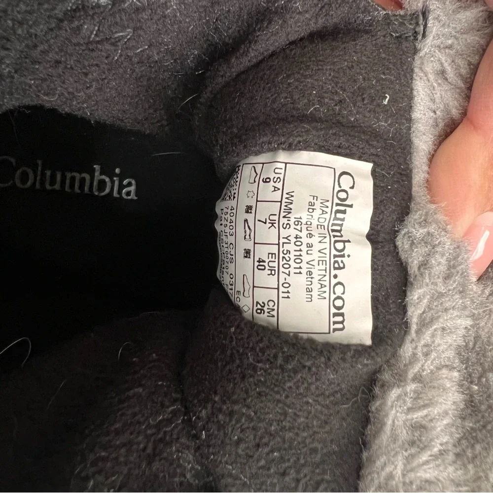 Columbia Minx Shorty winter boots Omni-Tech waterproof size 9